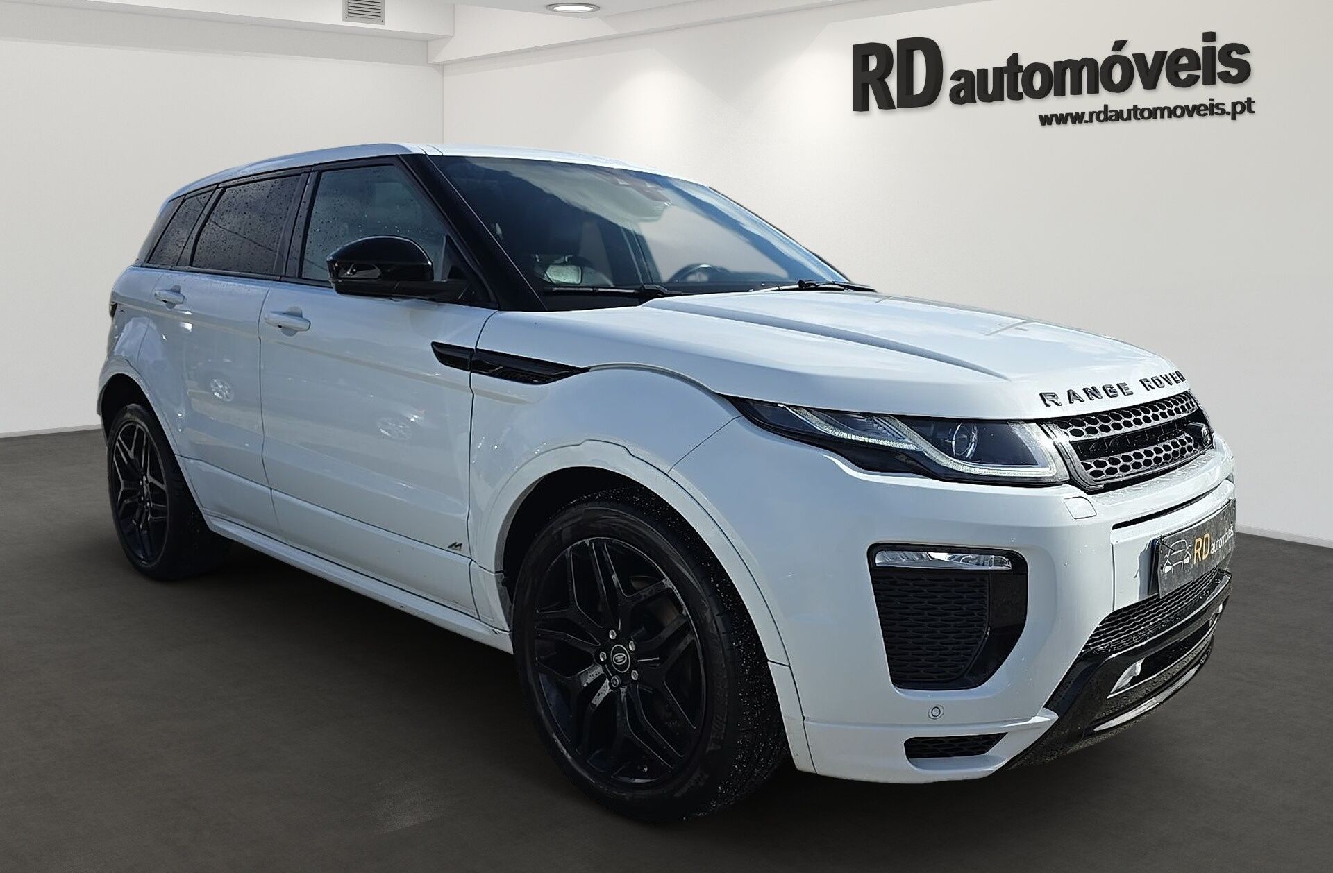 LAND ROVER Range Rover Evoque 2.0 TD4 SE Auto