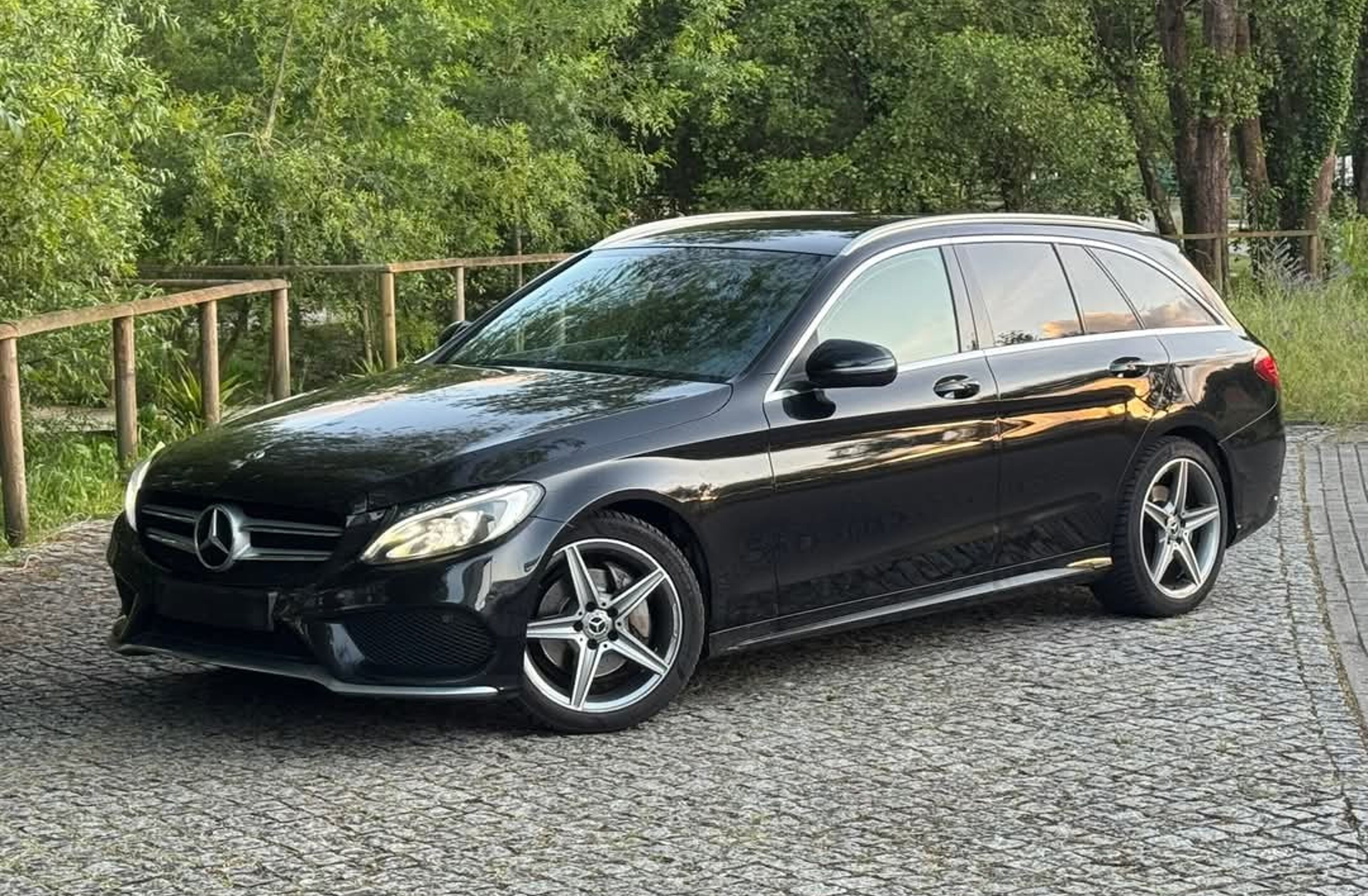 MERCEDES Classe C C 220 d AMG Line