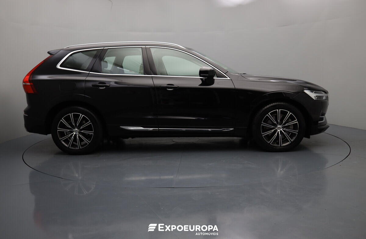 VOLVO XC60 2.0 T8 PHEV Inscription AWD