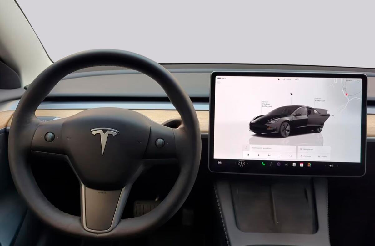 TESLA Model 3 Long Range Tração Integral
