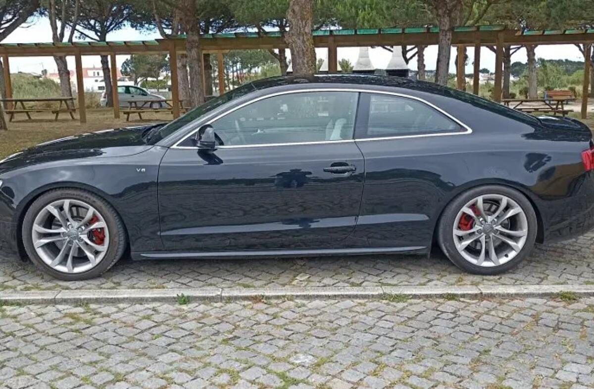 AUDI A5 4.2 FSi S5 quattro