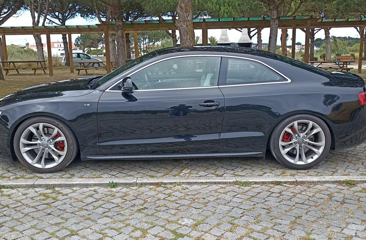 AUDI A5 4.2 FSi S5 quattro