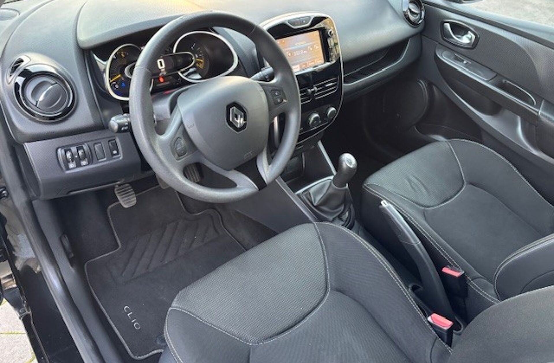 RENAULT Clio 1.5 dCi Confort 82g