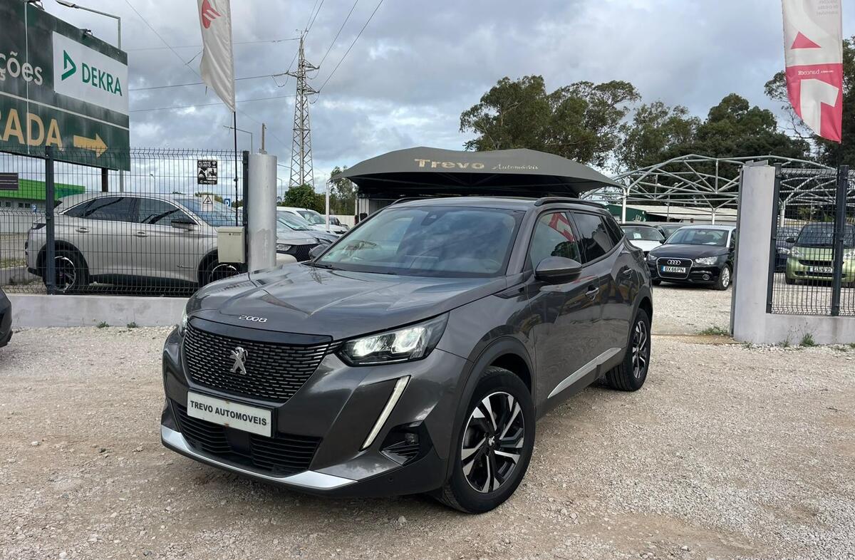 PEUGEOT 2008 1.2 PureTech Allure Pack