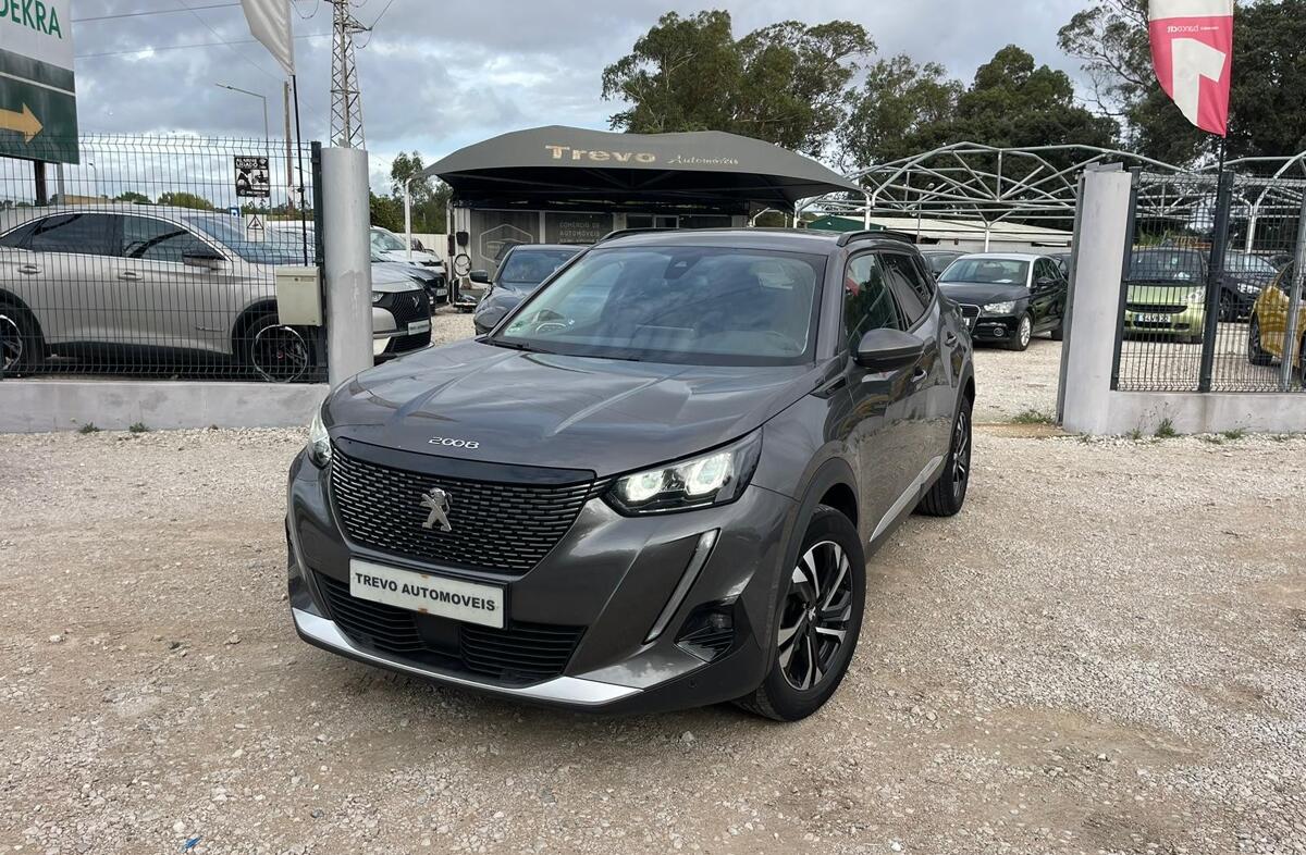 PEUGEOT 2008 1.2 PureTech Allure Pack