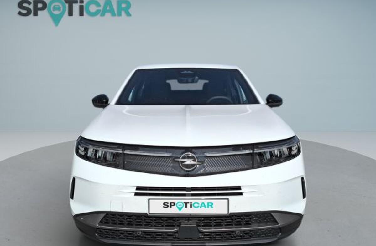 OPEL Grandland 1.2 Hybrid Edition eDCT