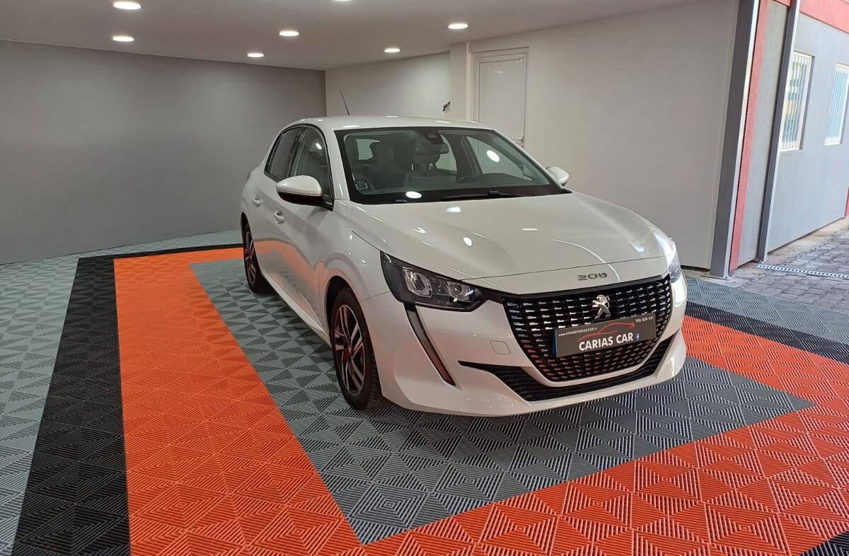 PEUGEOT 208 1.5 BlueHDi Allure Pack