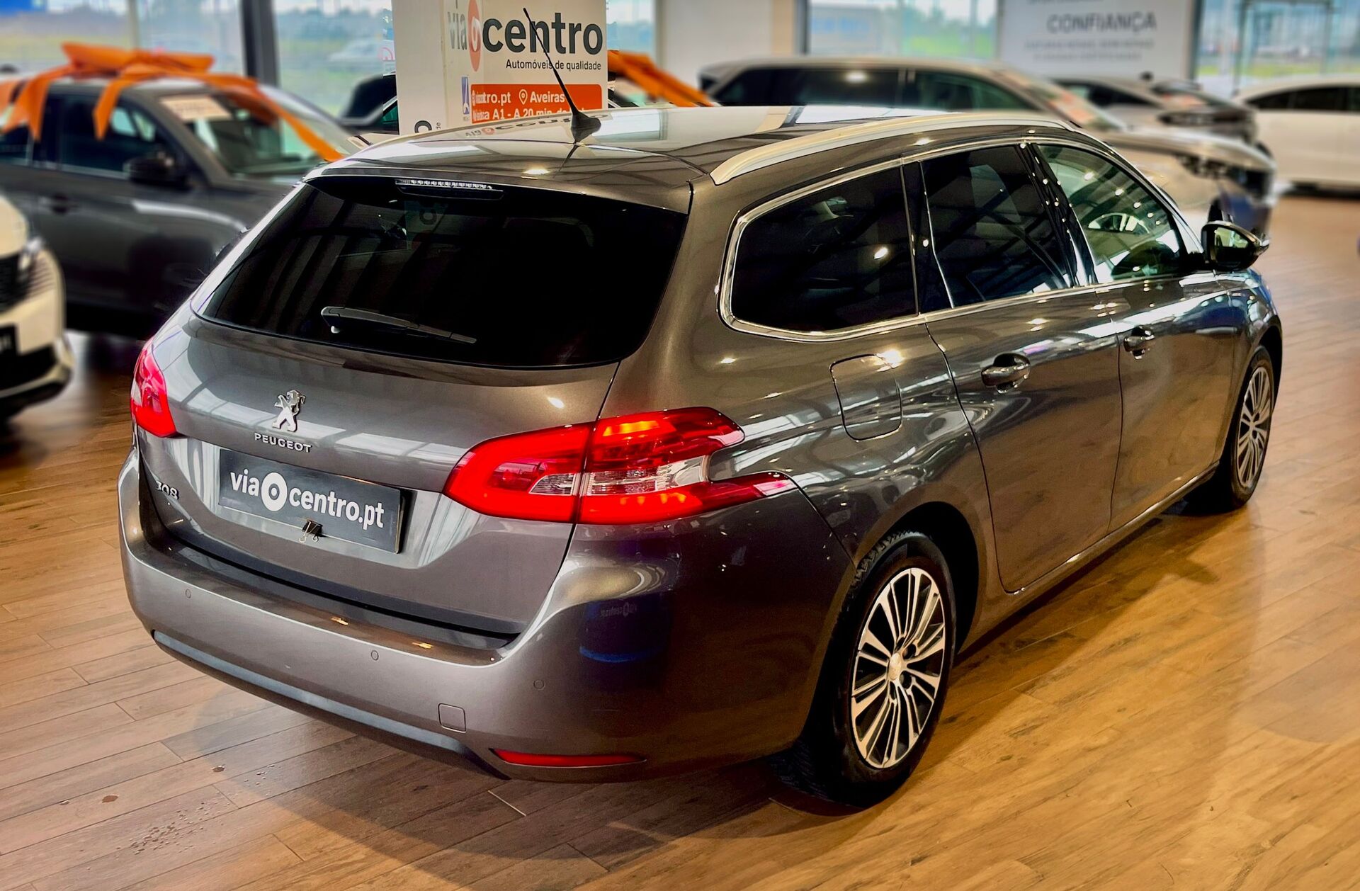 PEUGEOT 308 SW 1.2 PureTech Allure Pack EAT8