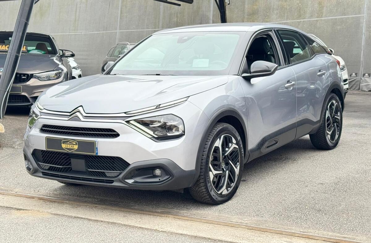 CITROEN C4 1.5 BlueHDi Shine Pack EAT8