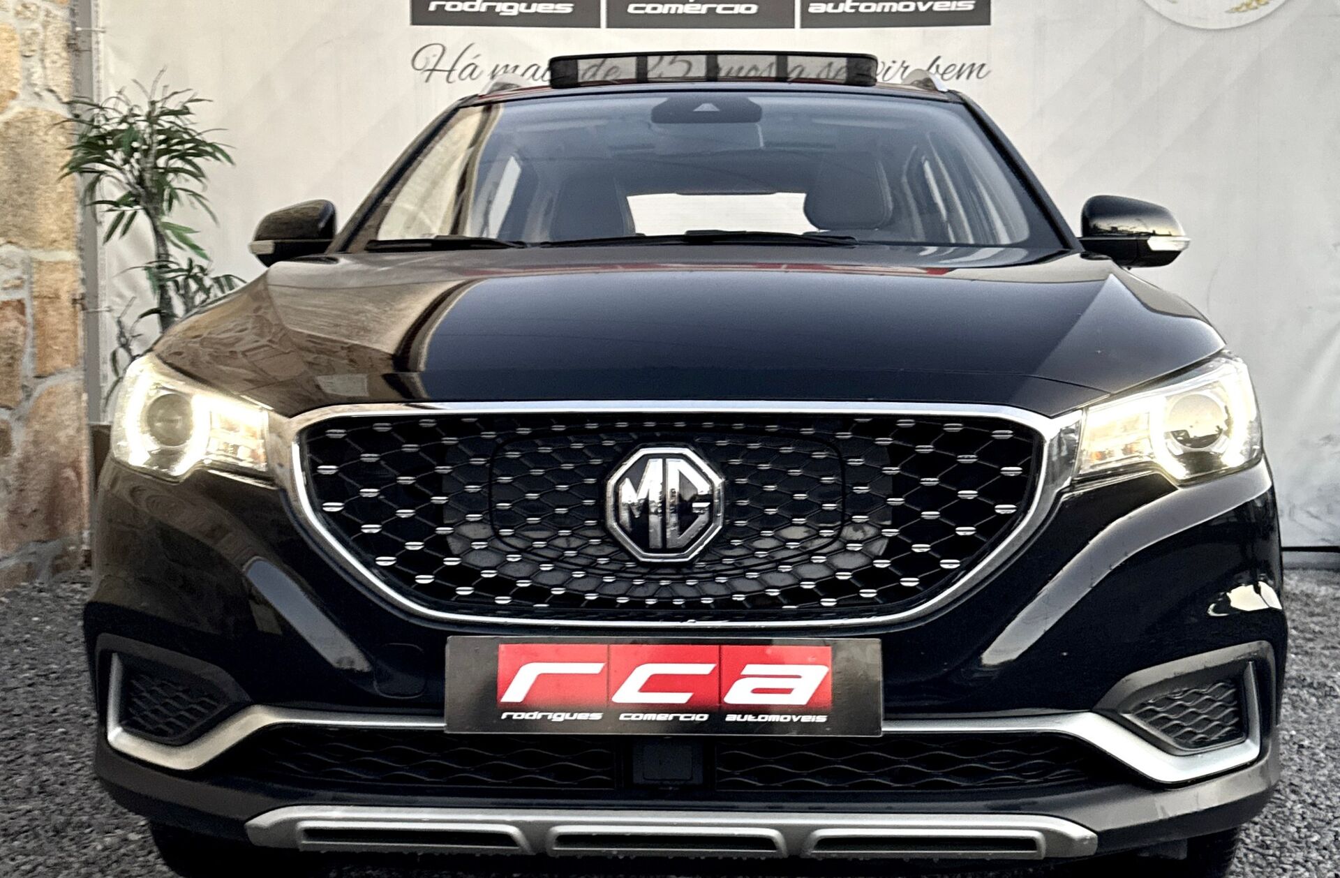 MG ZS 44.5 kWh Luxury