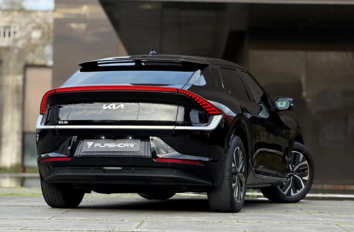 KIA EV6 77.4 kWh Earth