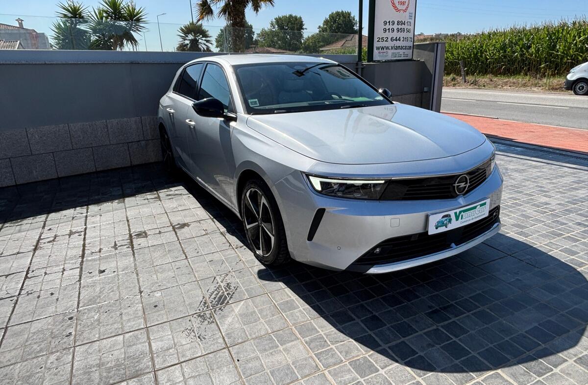 OPEL Astra 1.2 T Elegance