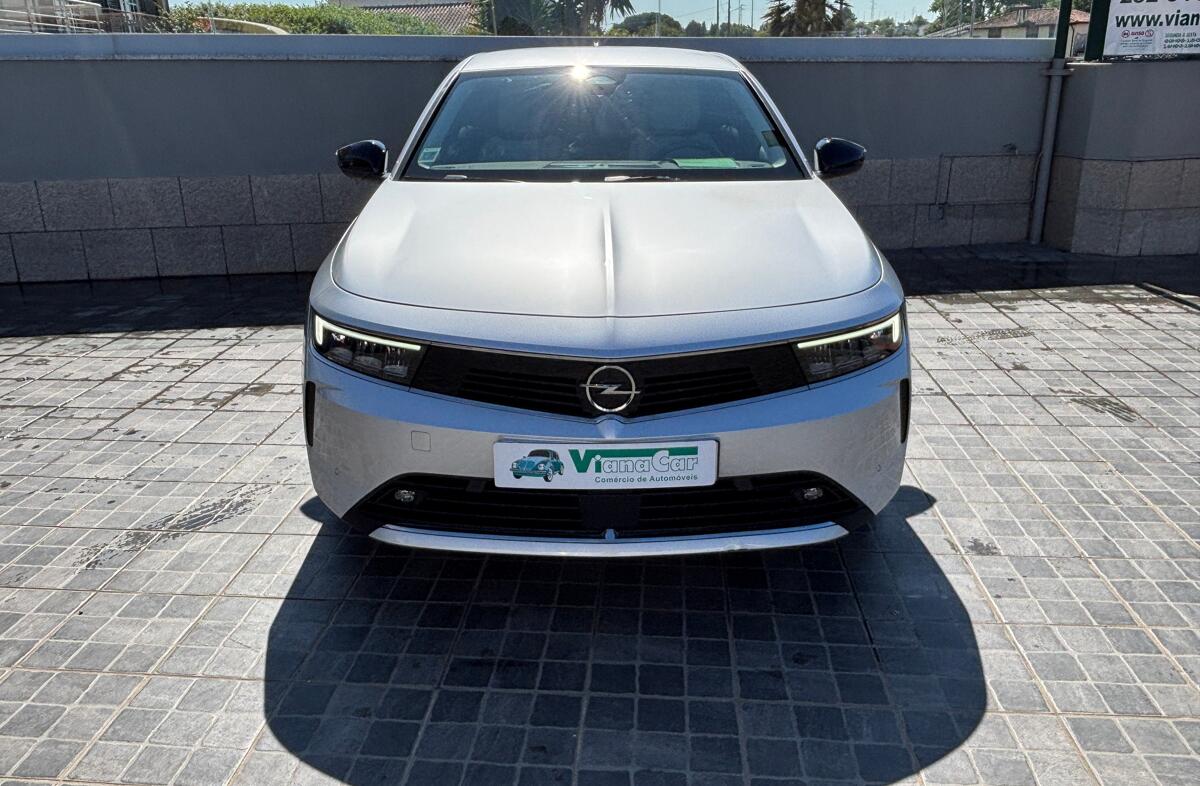 OPEL Astra 1.2 T Elegance