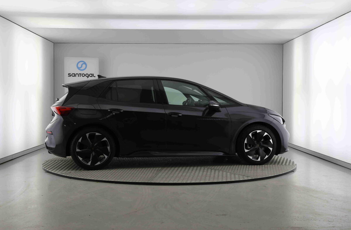 CUPRA Born 58 kWh e-Boost Plus