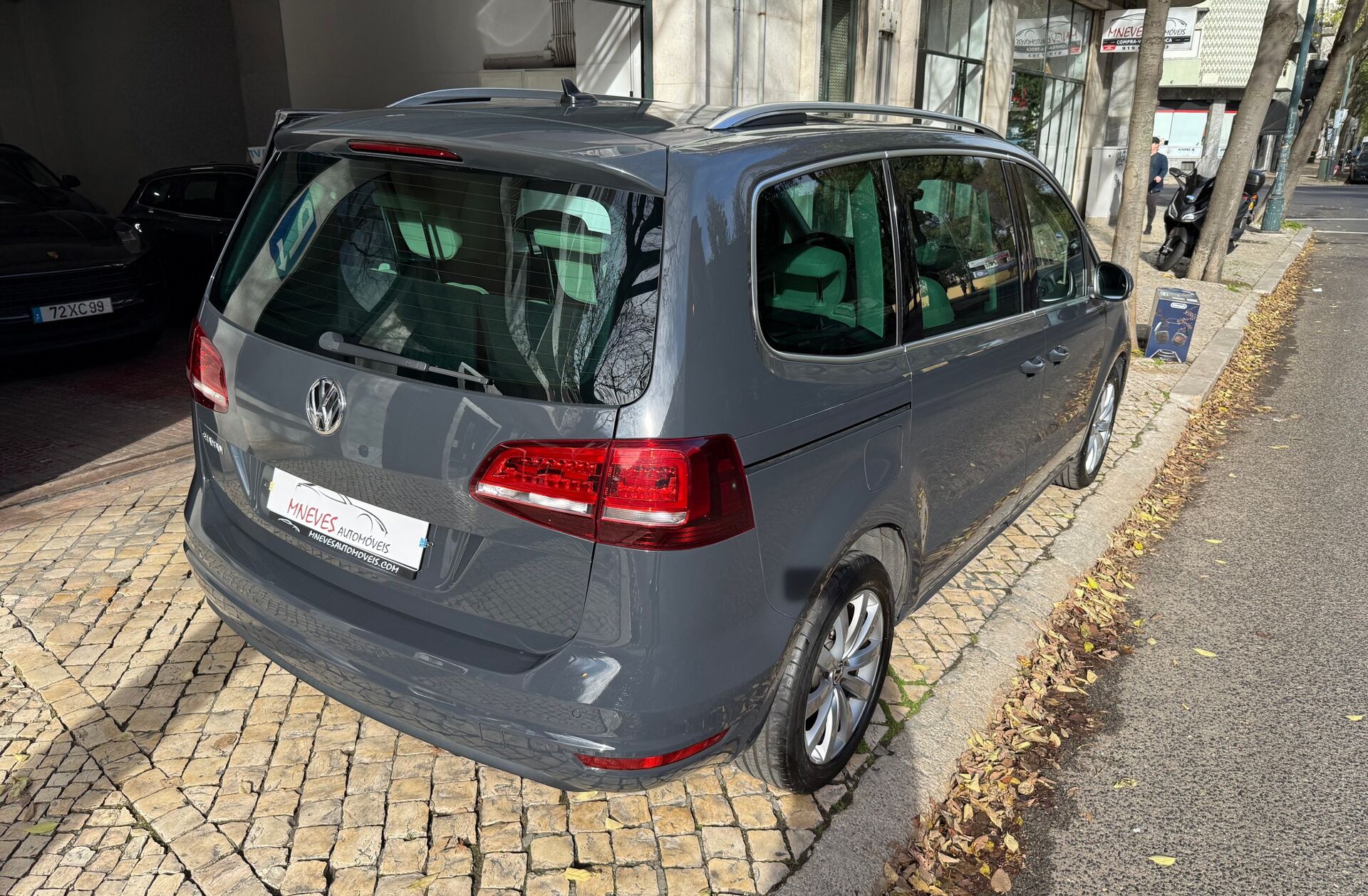 VOLKSWAGEN Sharan 2.0 TDI Highline DSG