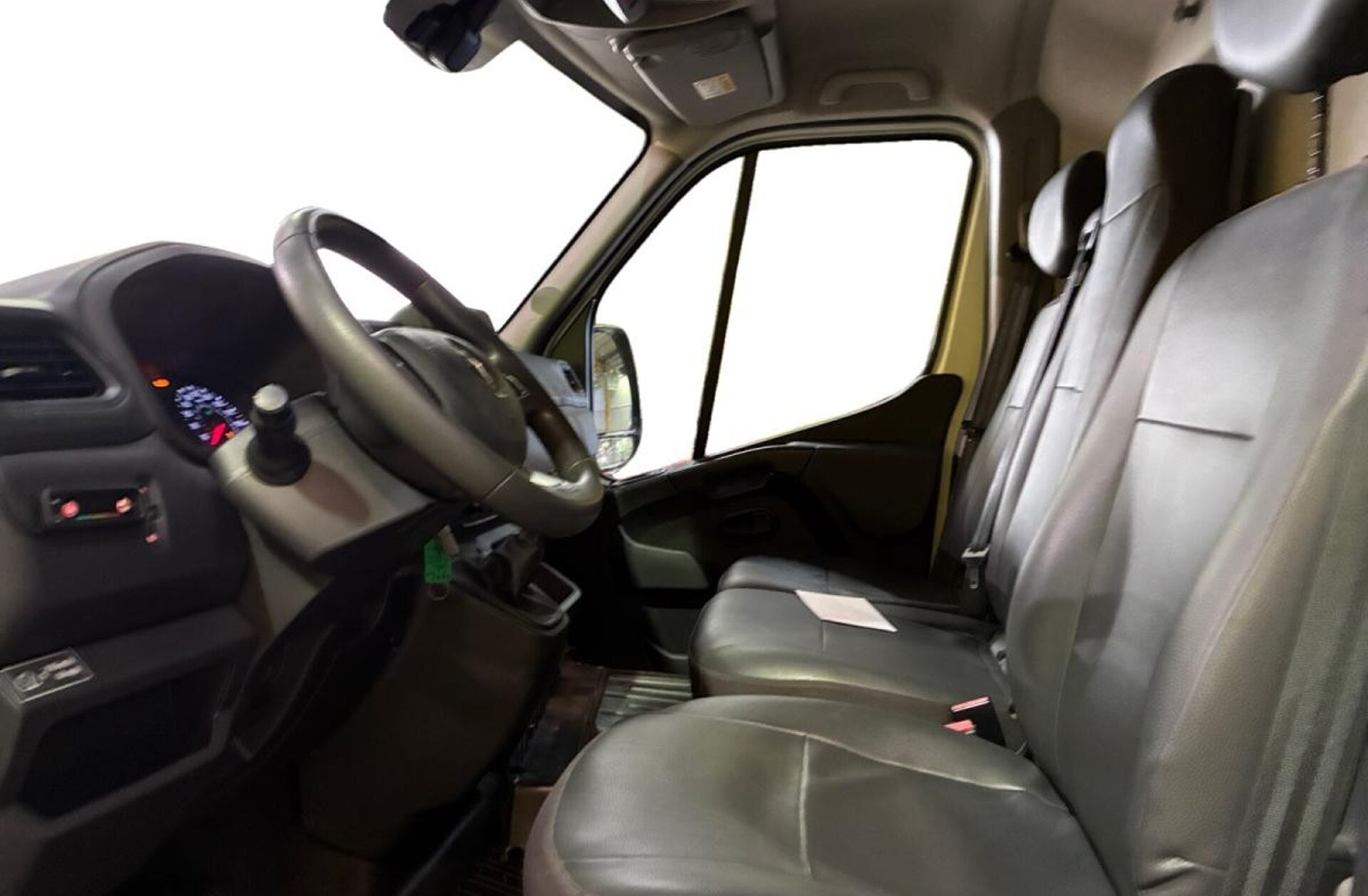 RENAULT Master 2.3 dCi L2H2 3.5T