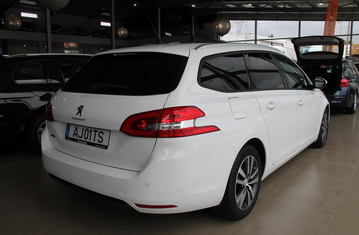 PEUGEOT 308 SW 1.5 BlueHDi Style