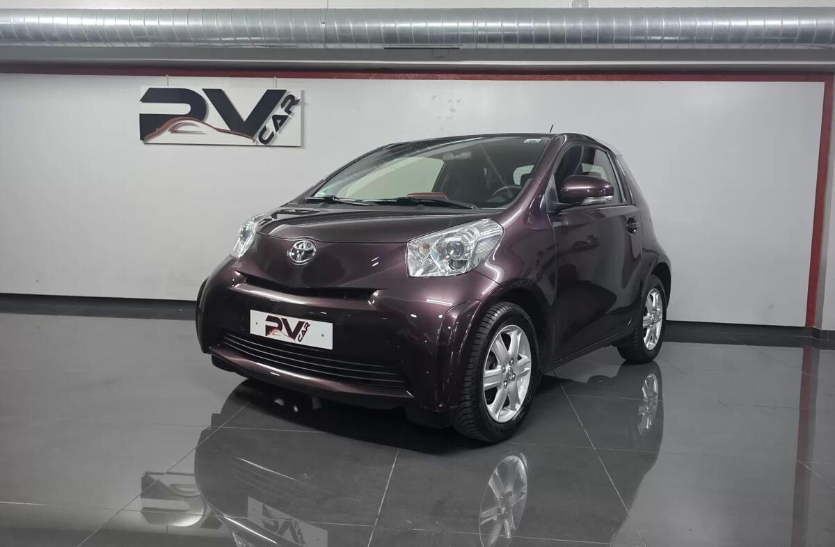 TOYOTA IQ 1.0 VVT-i 2 MultiDrive NAVI