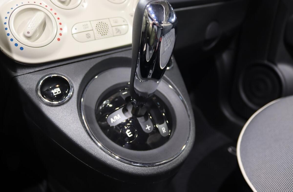 FIAT 500 C 1.2 Lounge Dualogic S&S