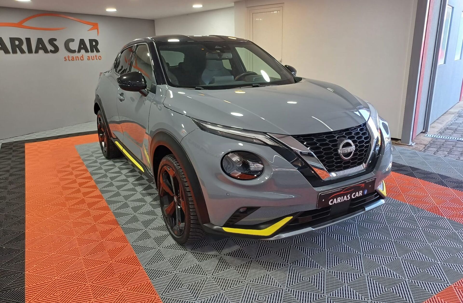 NISSAN Juke 1.0 DIG-T Kiiro
