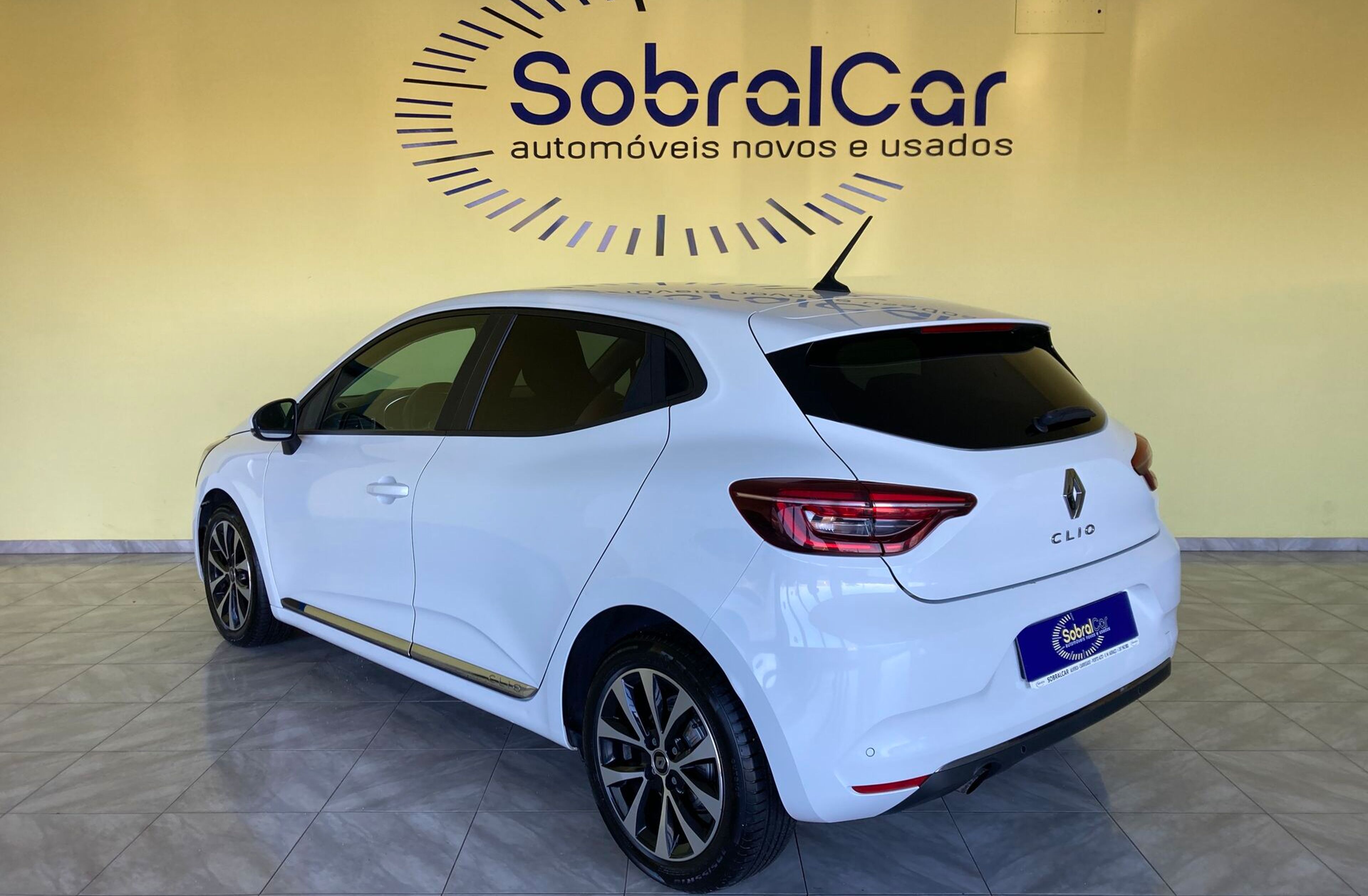 RENAULT Clio 1.0 TCe Intens