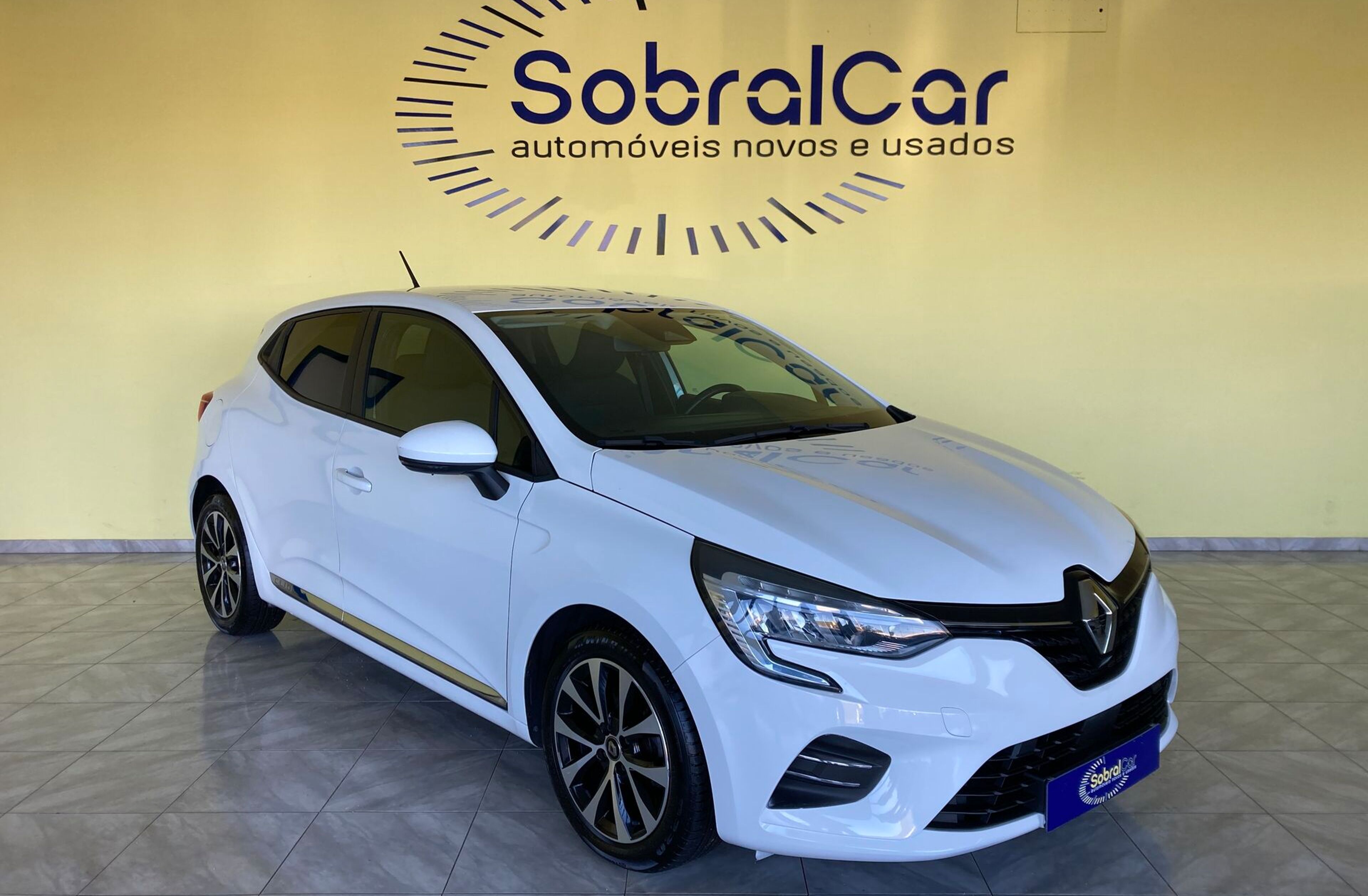 RENAULT Clio 1.0 TCe Intens