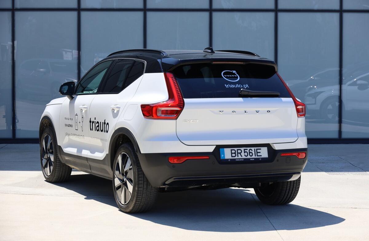 VOLVO EX40 Single Motor Extended Range Plus