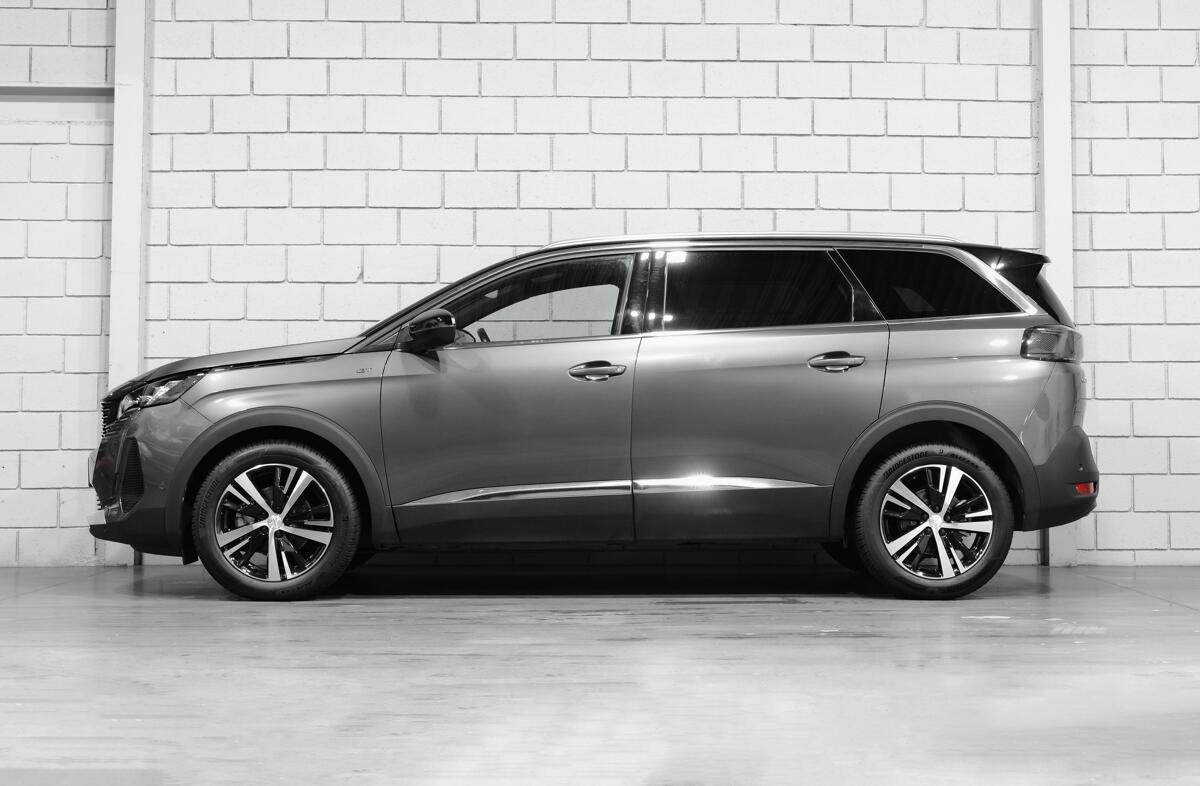 PEUGEOT 5008 1.2 PureTech GT EAT8