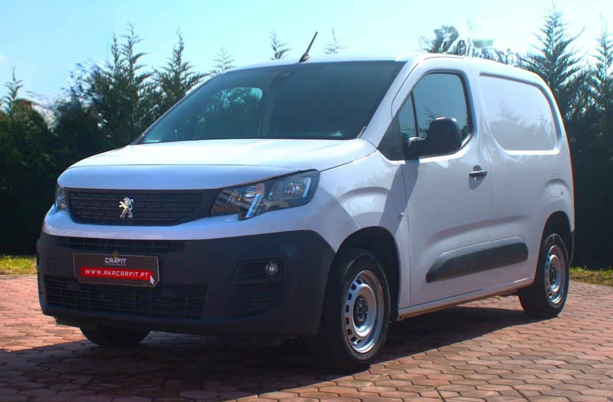 PEUGEOT Partner 1.5 BlueHDi Asphalt Standard