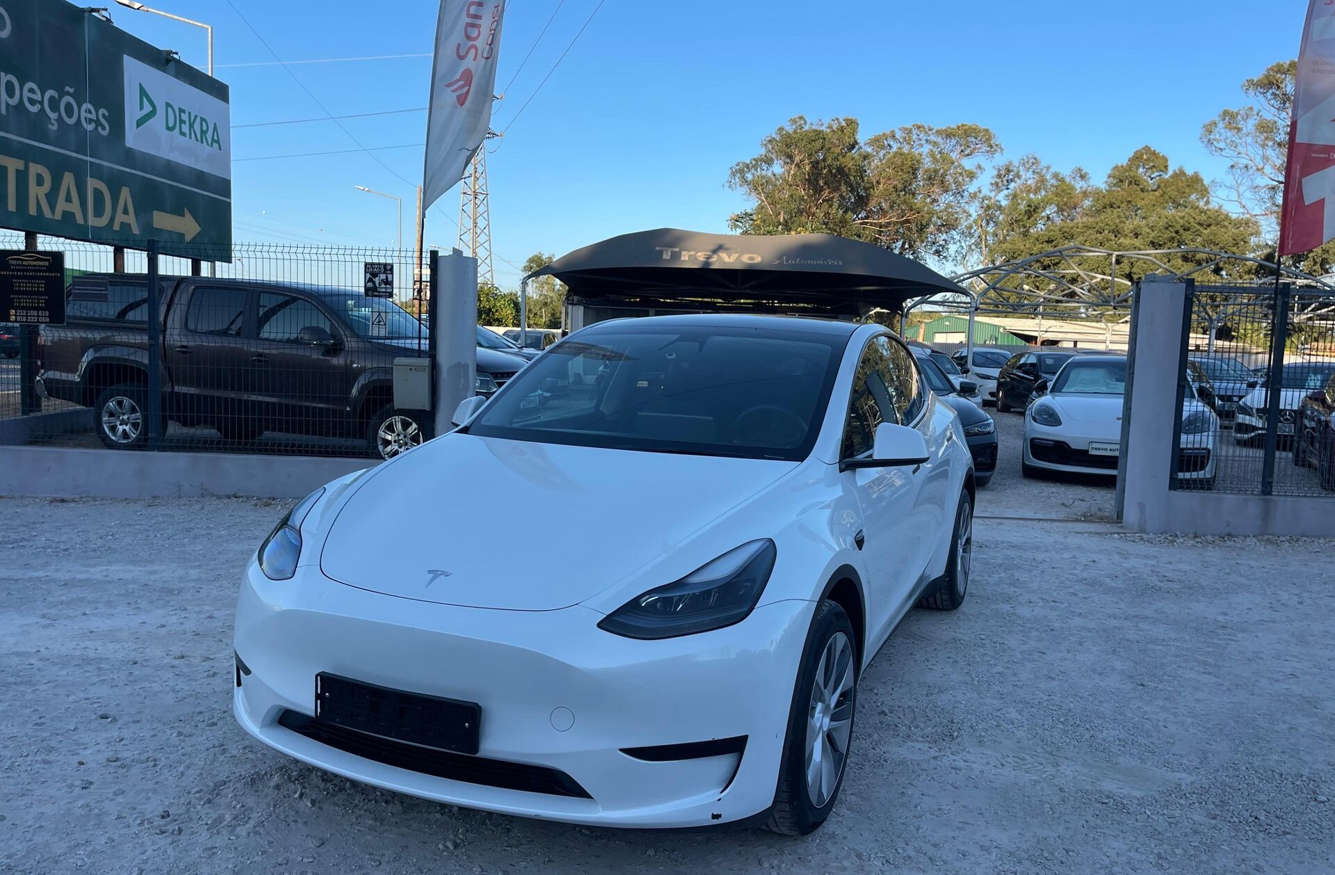 TESLA Model Y Tração Traseira