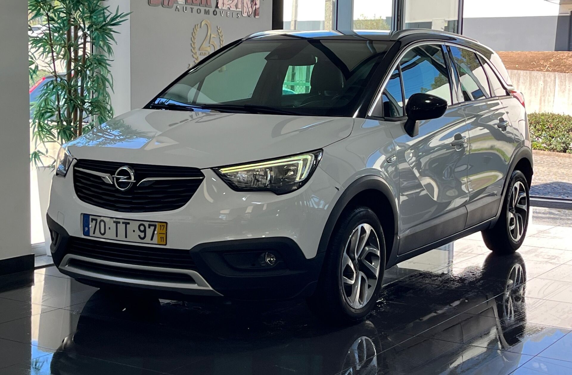 OPEL Crossland X 1.2 T Business Edition