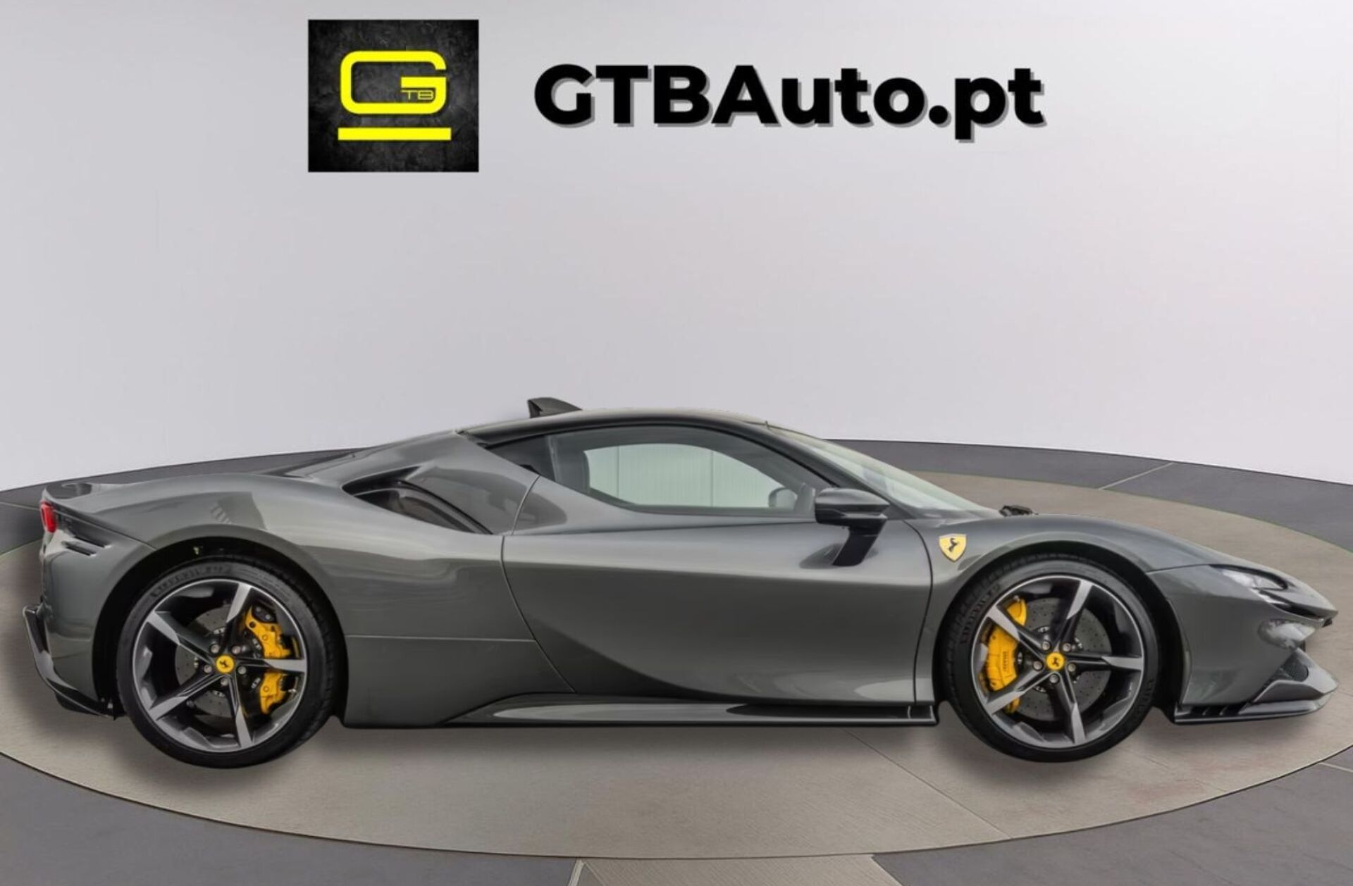 FERRARI SF90 Stradale