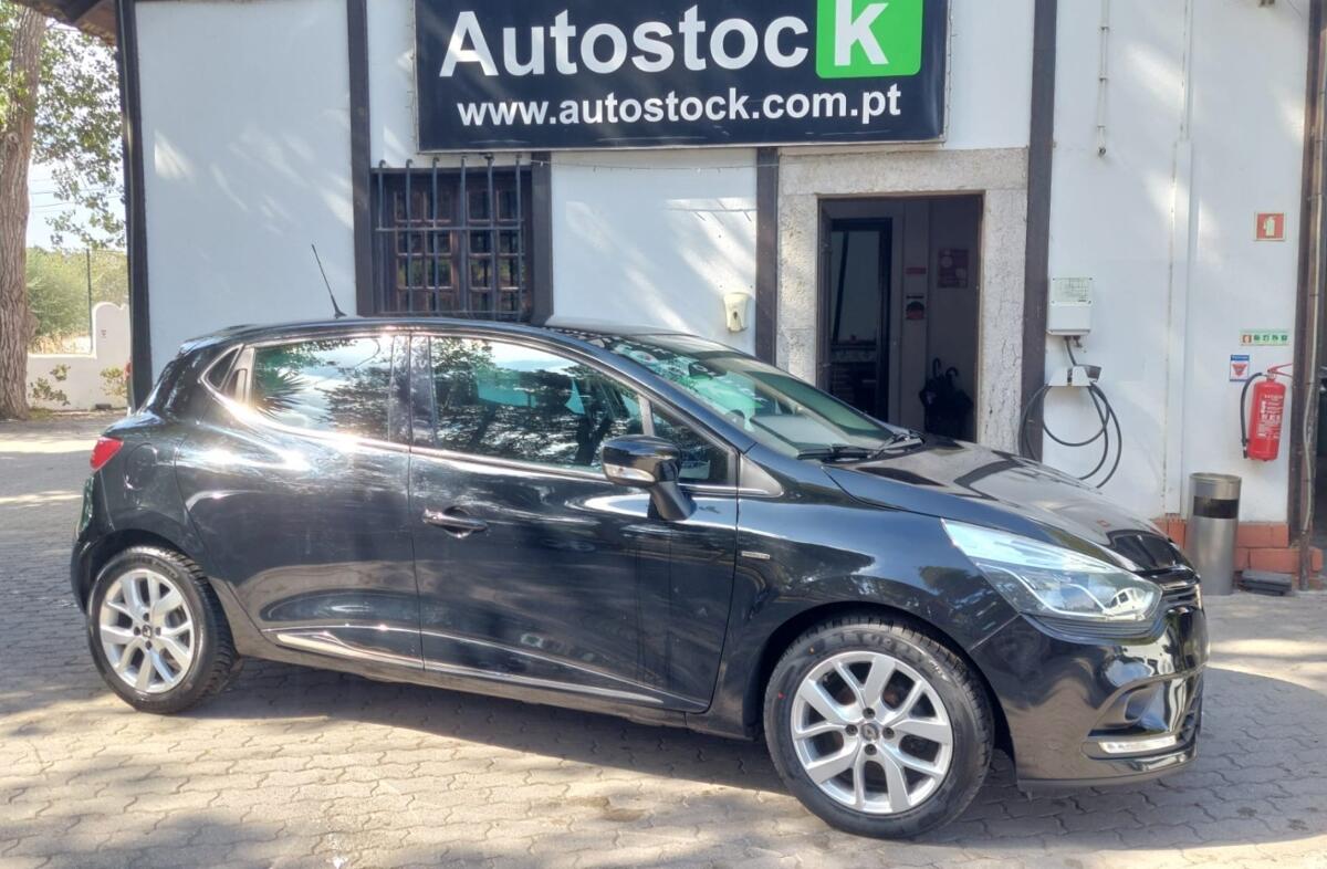 RENAULT Clio 0.9 TCe Limited