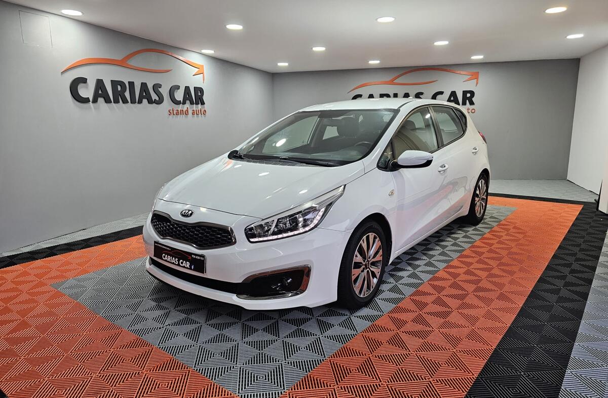 KIA Ceed 1.4 CRDi EX