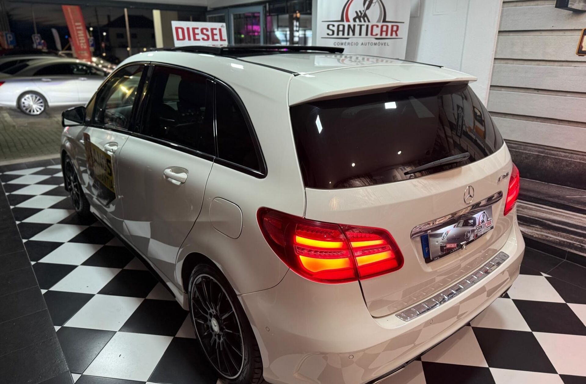 MERCEDES Classe B B 180 AMG Line Aut.