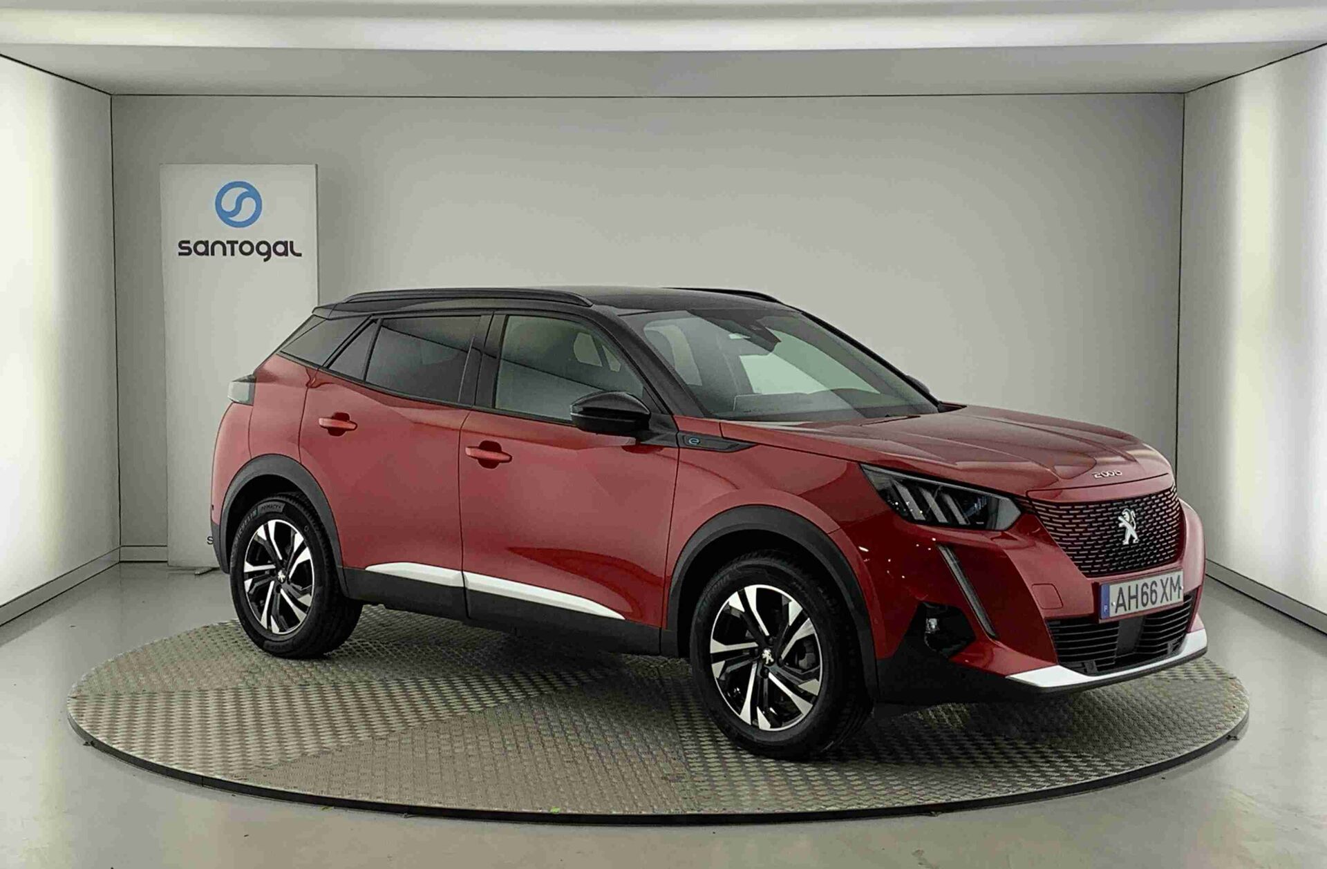 PEUGEOT 2008 e- 50 kWh GT