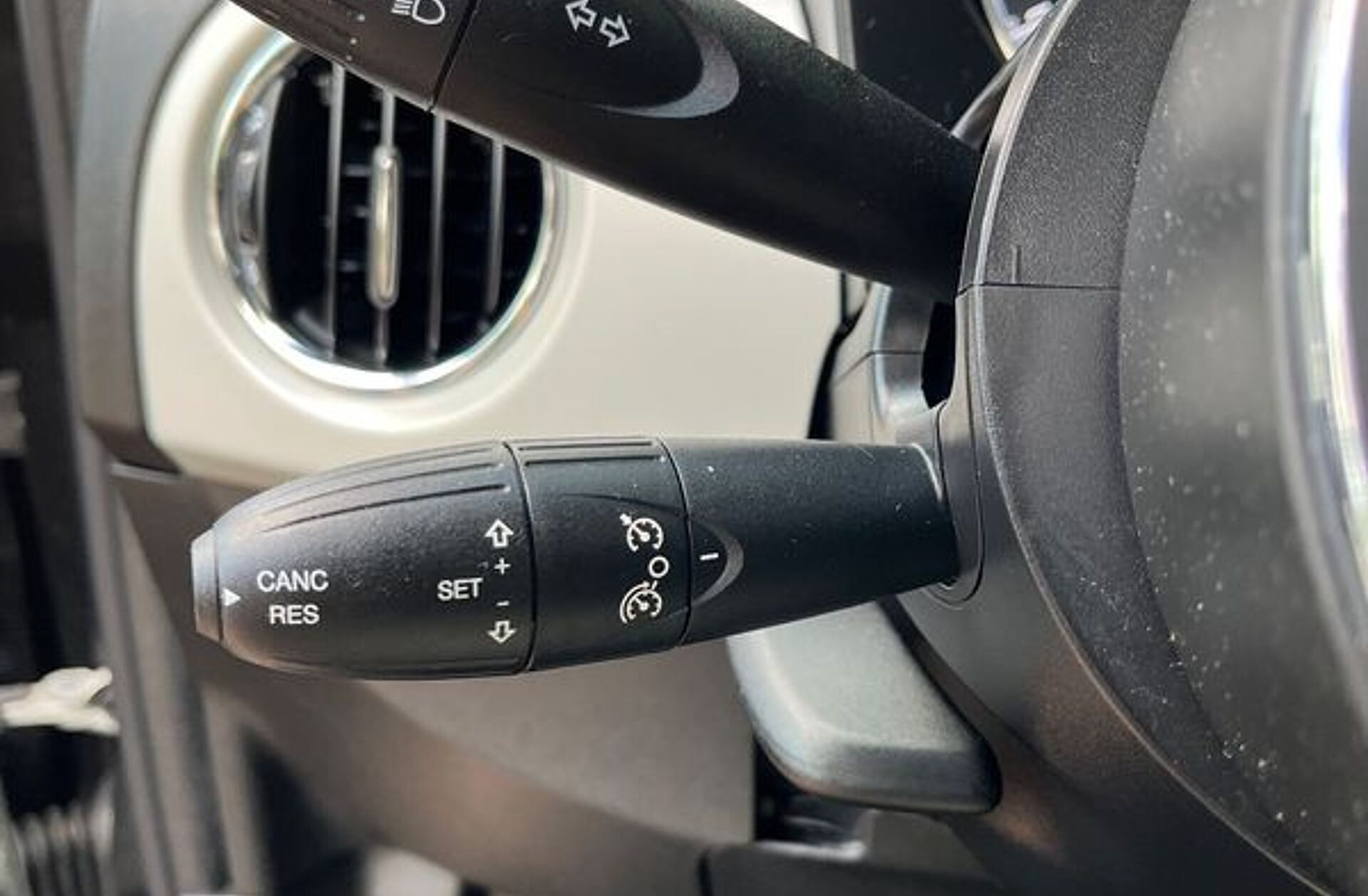 PEUGEOT 3008 1.2 PureTech Allure EAT8