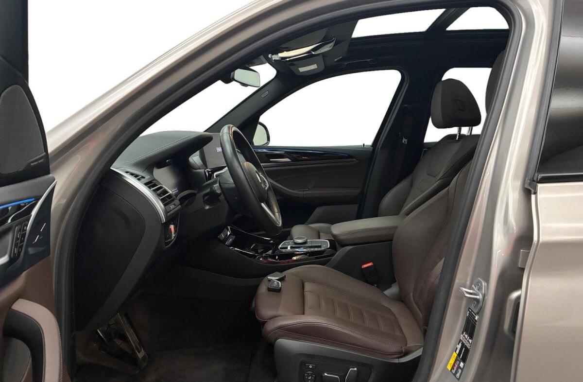 BMW iX3 M Sport Impressive