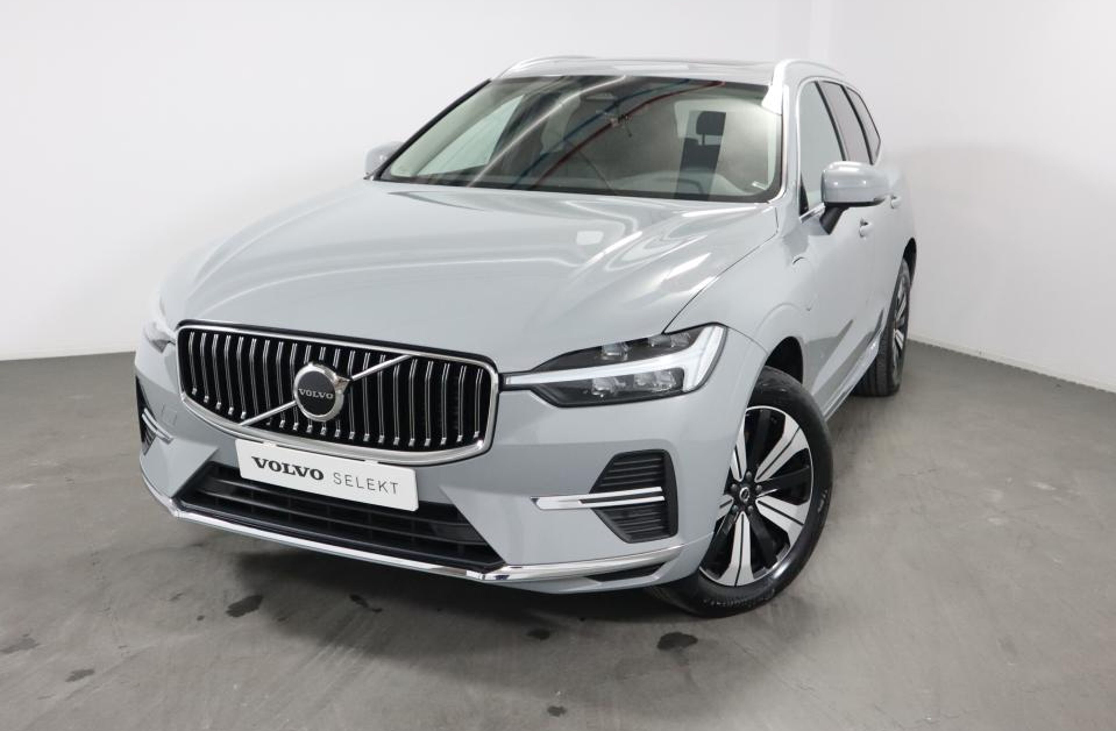 VOLVO XC60 2.0 T6 350 AWD PHEV Plus Bright Auto