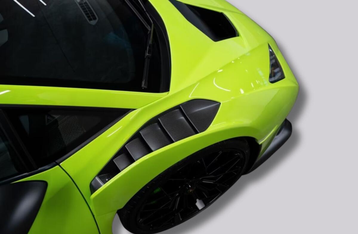 LAMBORGHINI Huracán STO