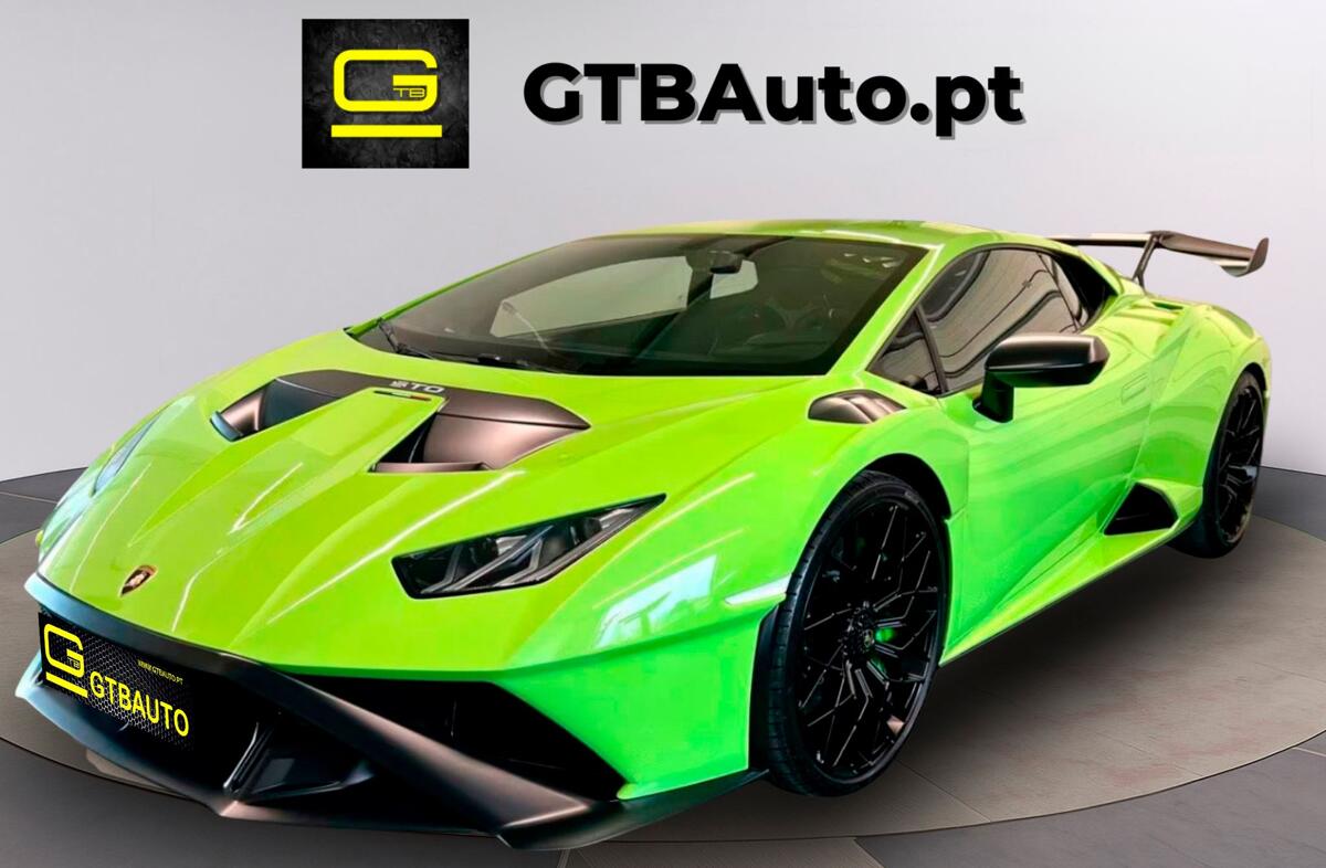 LAMBORGHINI Huracán STO