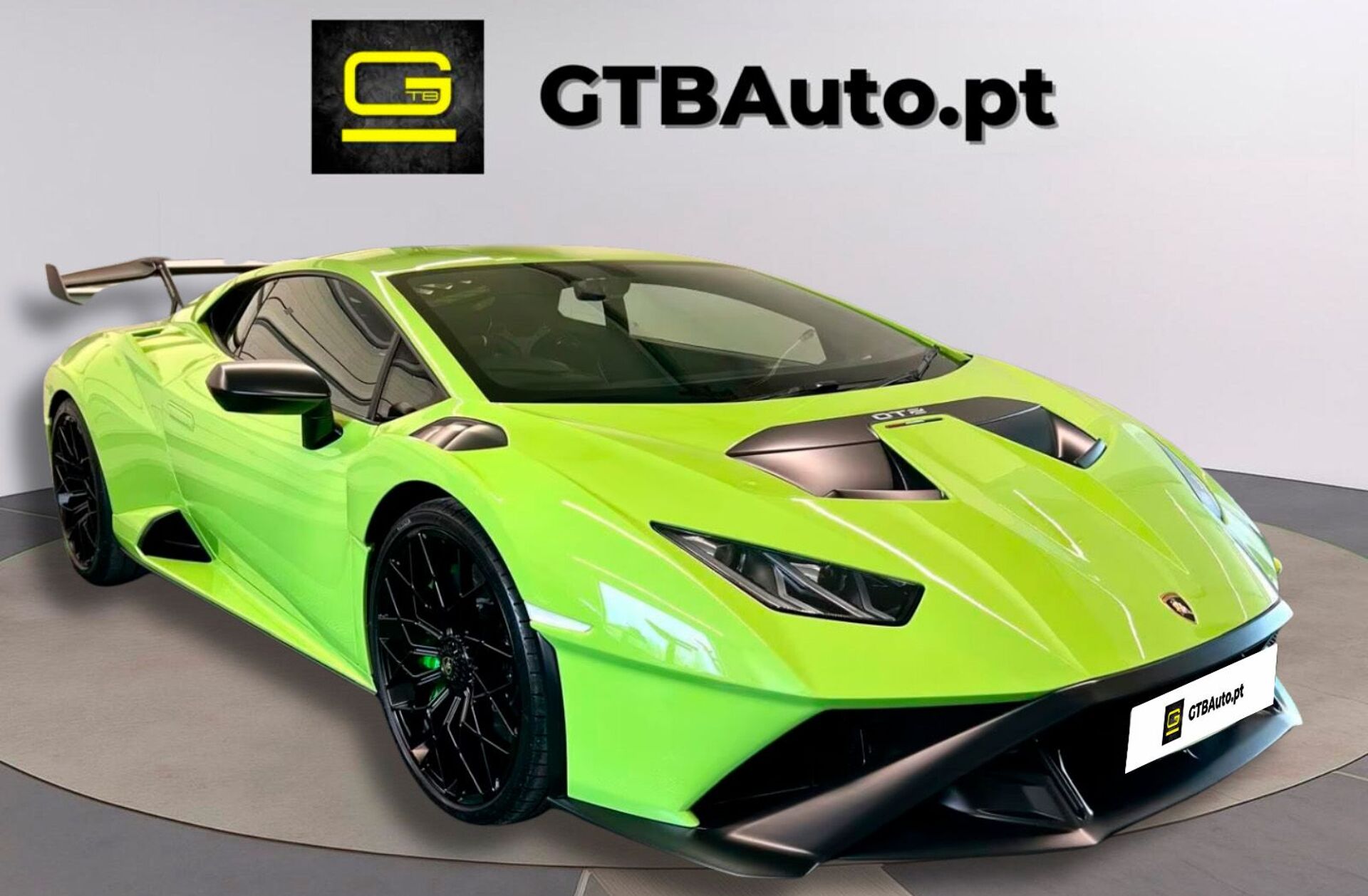 LAMBORGHINI Huracán STO