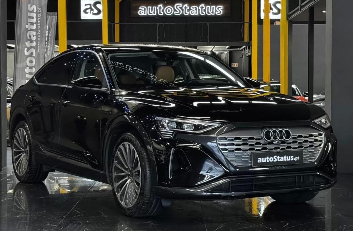 AUDI Q8 55 quattro Advanced