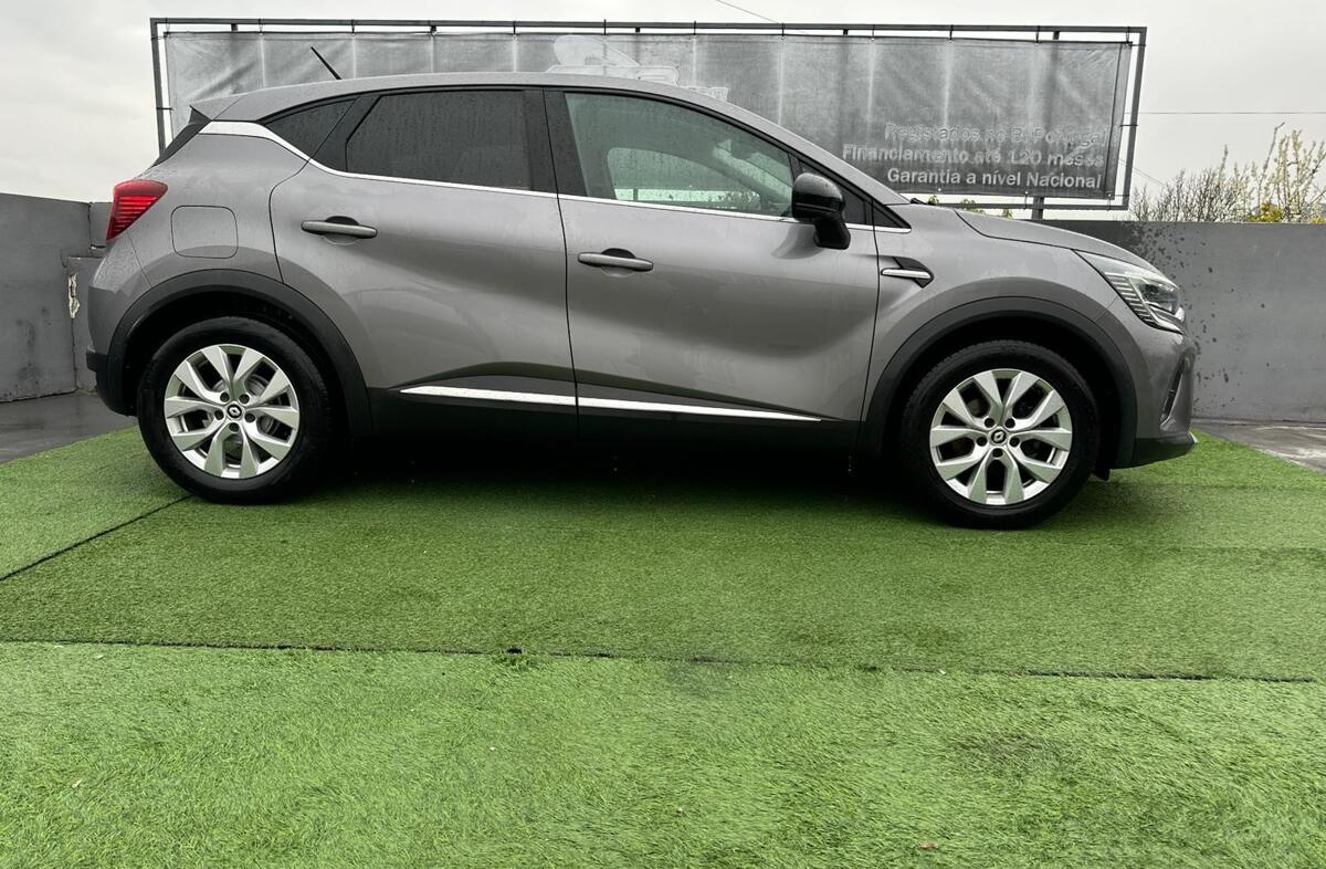 RENAULT Captur 1.0 TCe Intens