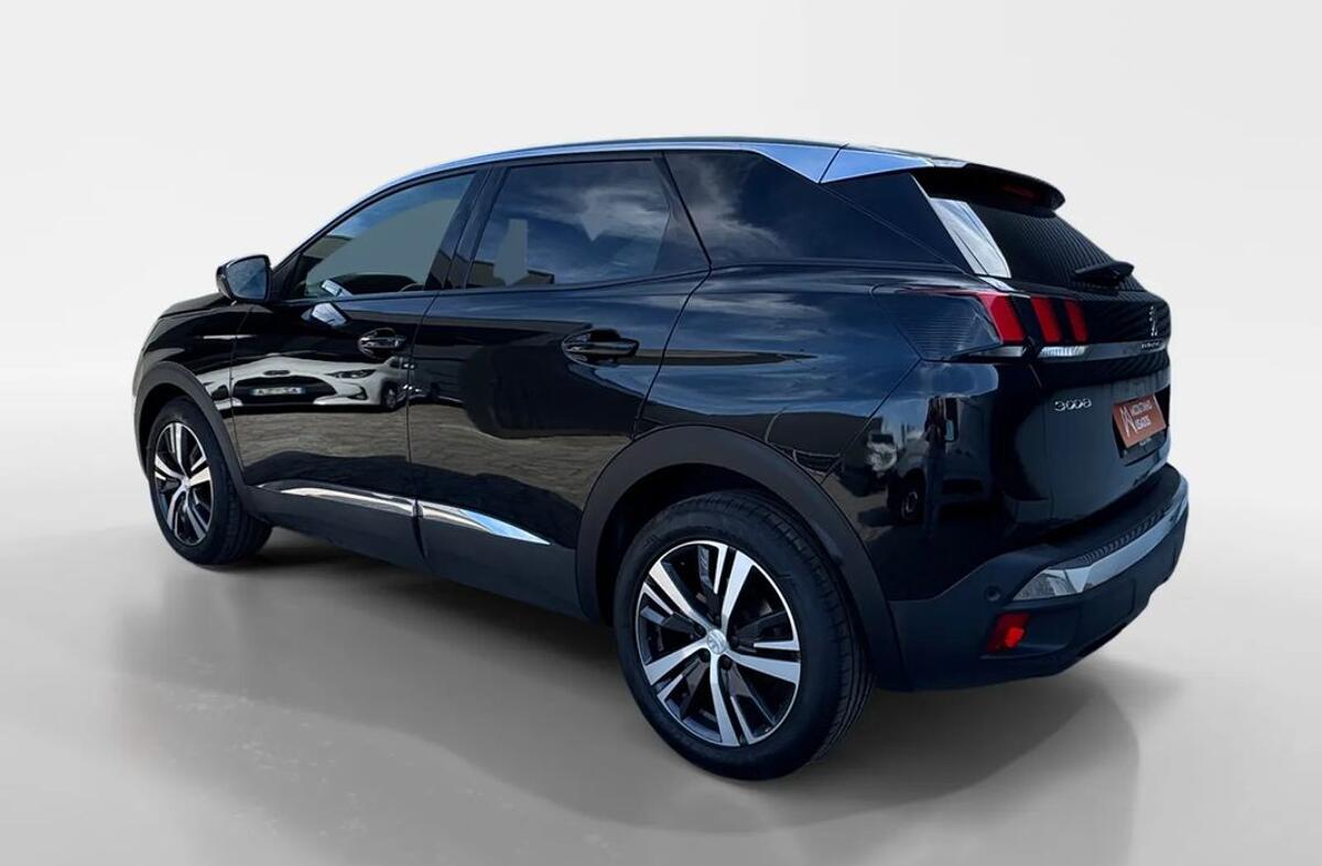 PEUGEOT 3008 1.5 BlueHDi Allure Pack EAT8