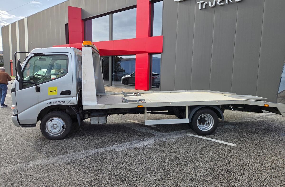 TOYOTA Dyna 3.0 D-4D S CS 35.23