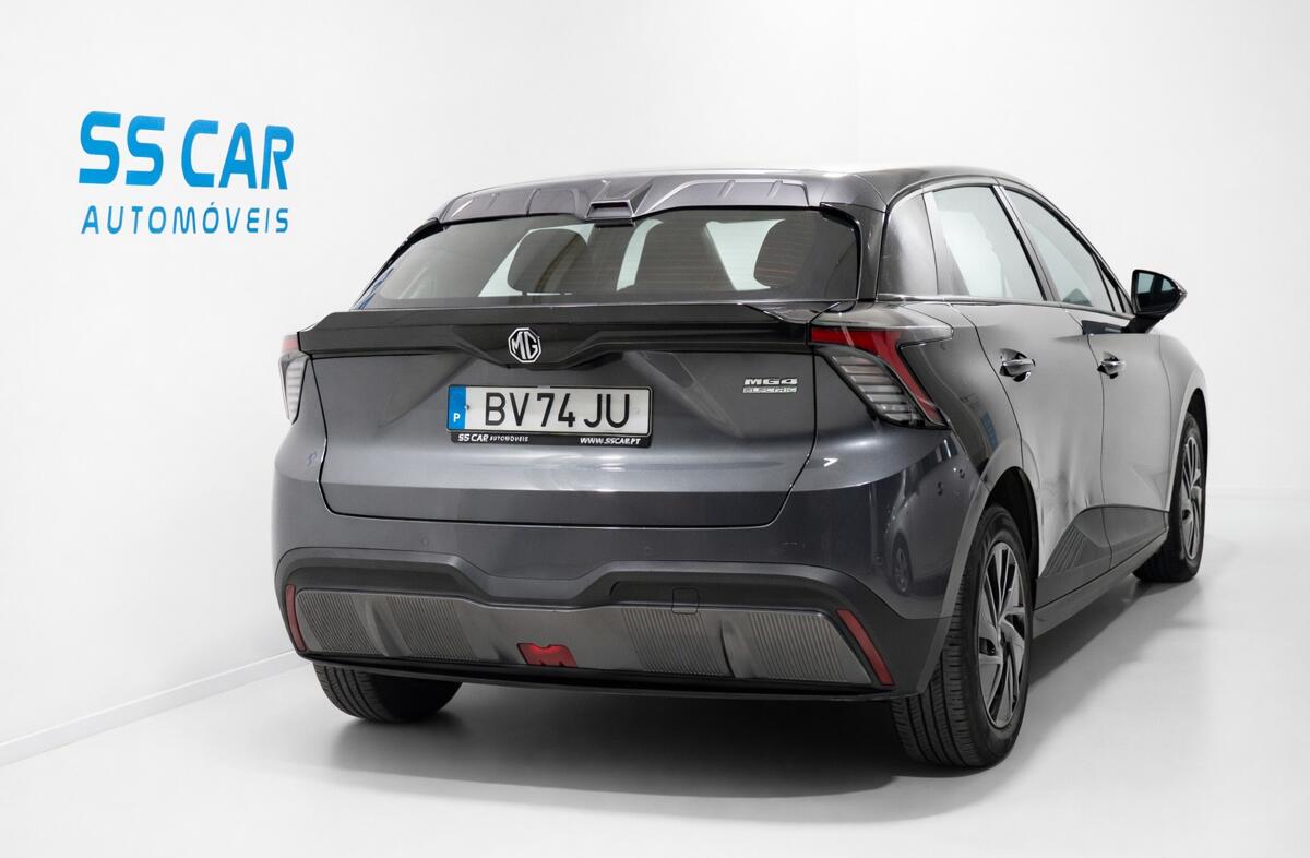 MG MG4 51 kWh Standard