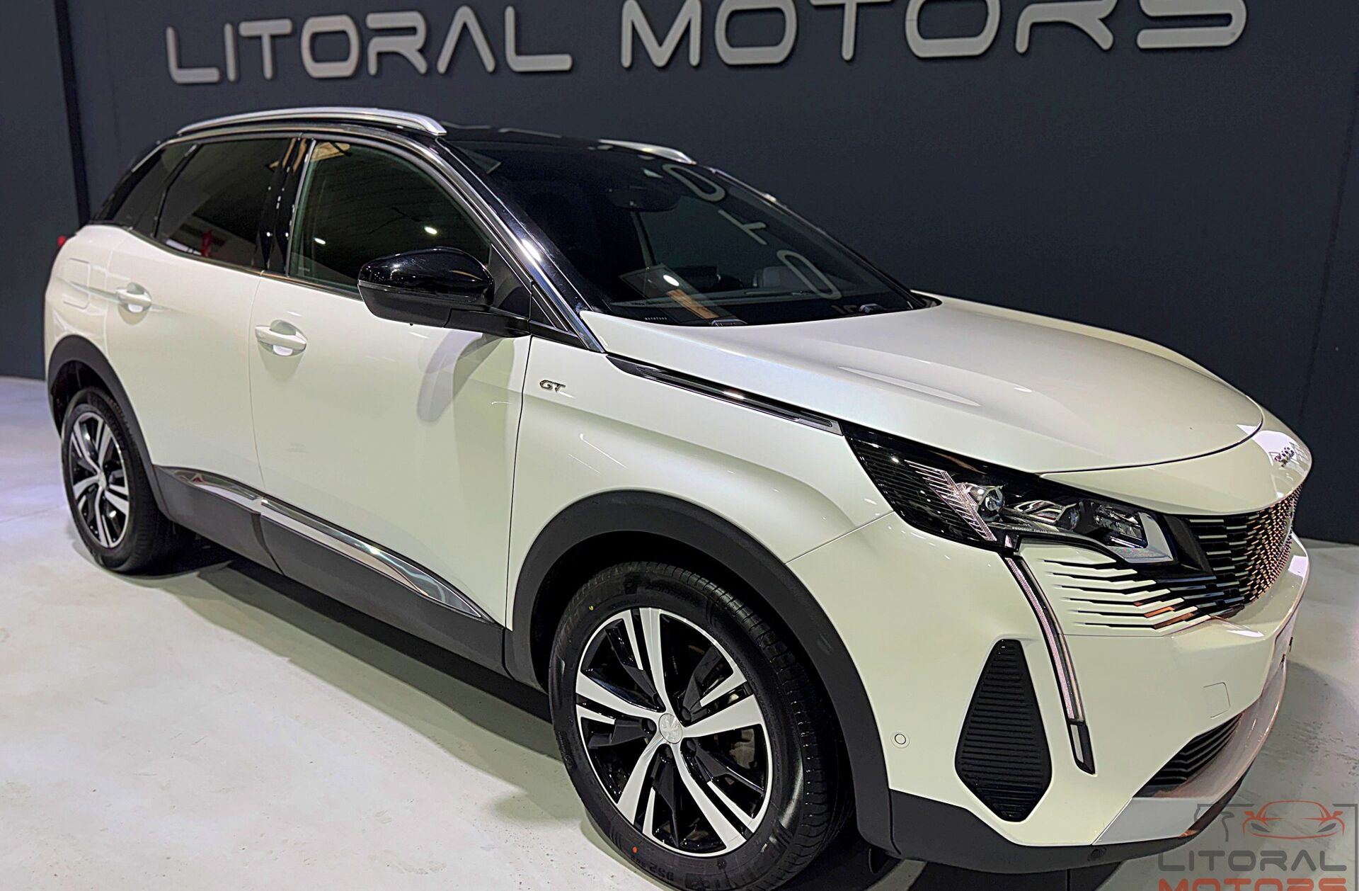PEUGEOT 3008 1.2 PureTech GT EAT8