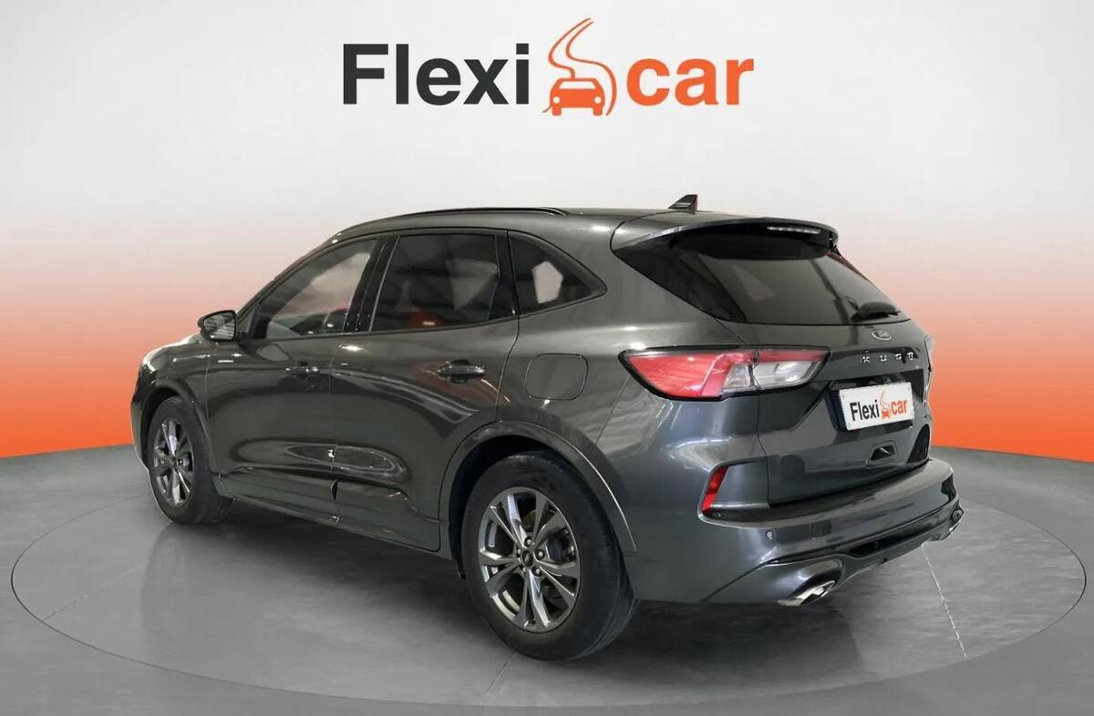 FORD Kuga 1.5 TDCi EcoBlue ST-Line