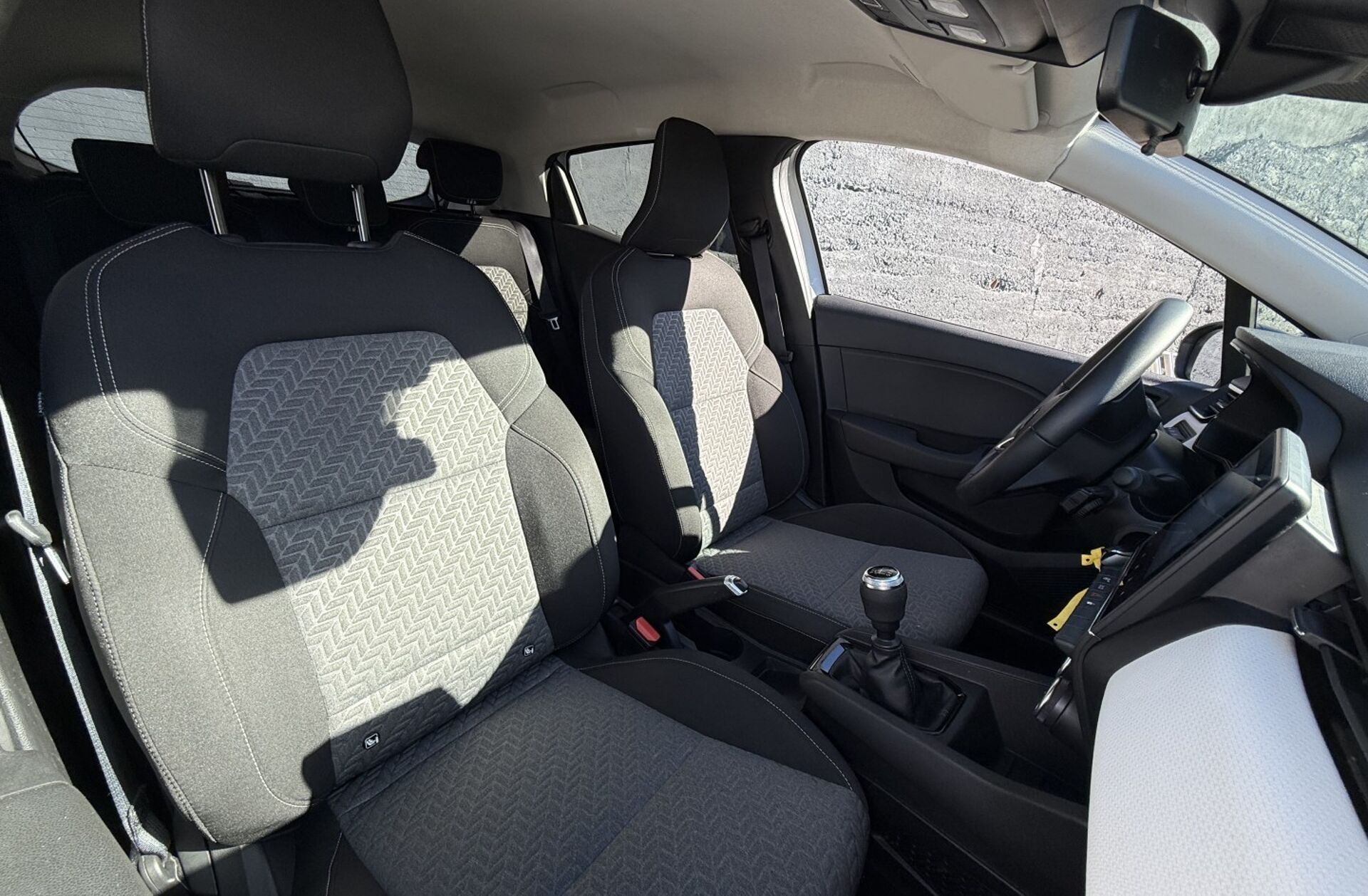 RENAULT Clio 1.0 TCe Limited Bi-Fuel